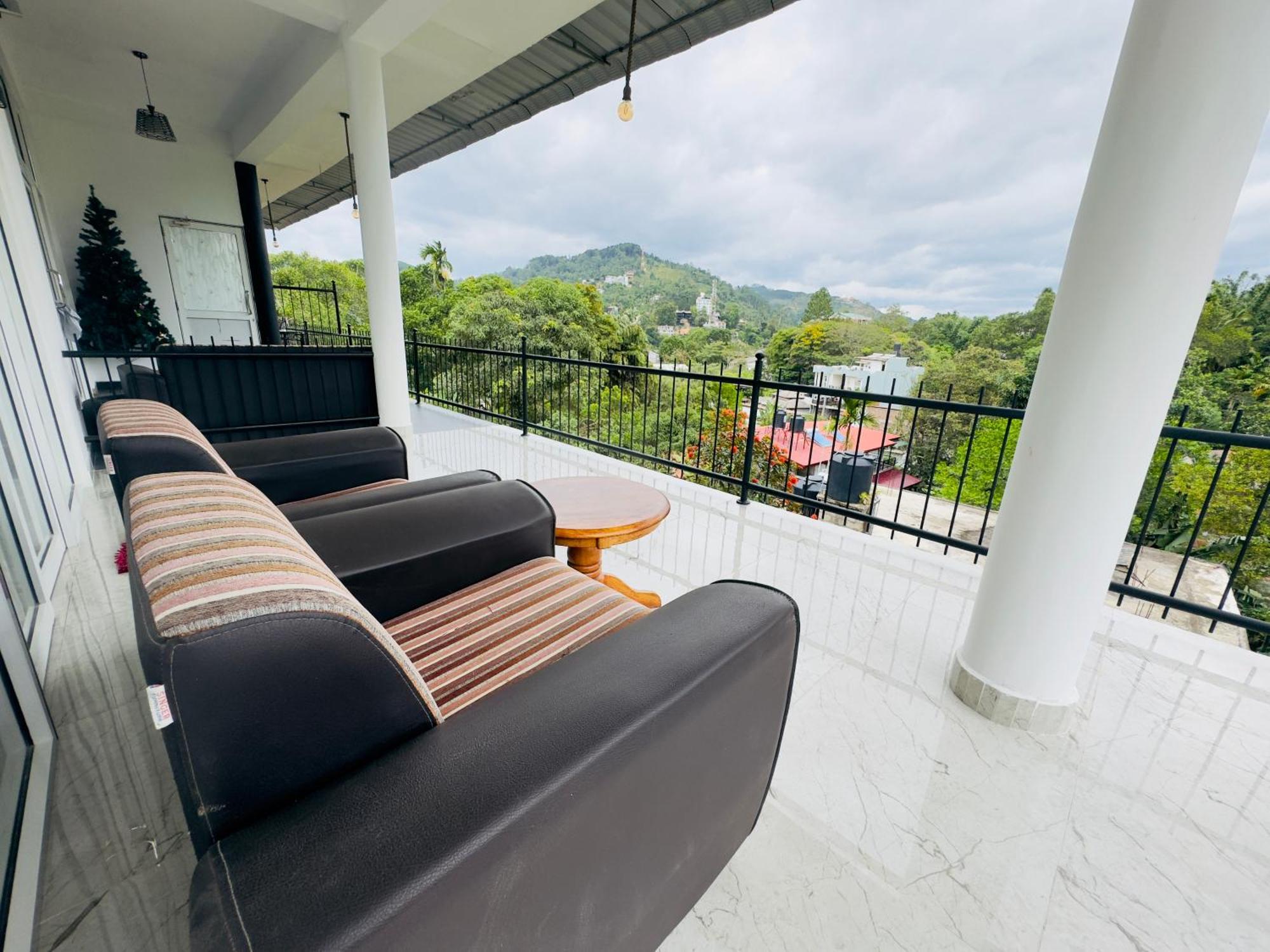 Holiday Homes Guest Inn - เอลลา ภายนอก รูปภาพ